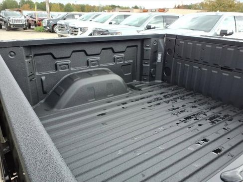 New 2026 GMC Sierra 1500 AT4 w/ AT4 Premium Package image 18