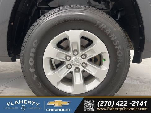 Used 2019 RAM 1500 Laramie image 19