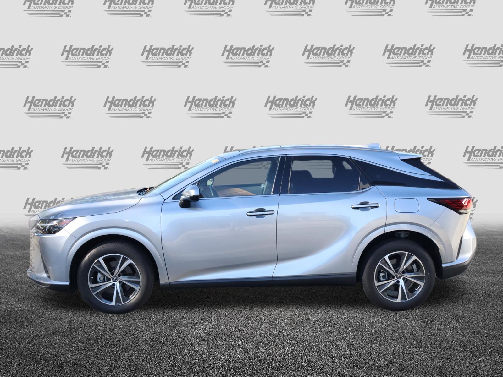 Used 2026 Lexus RX 350 Premium w/ Accessory Package (Z1) FWD image 6