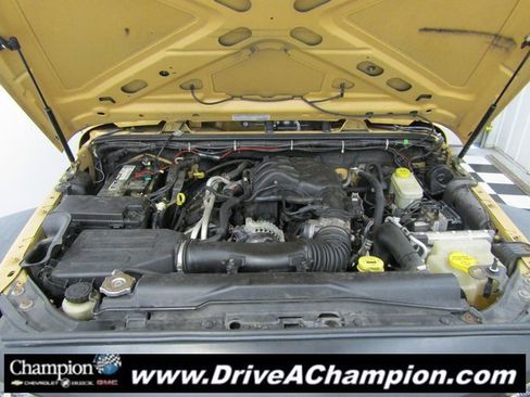 Used 2013 Jeep Wrangler Unlimited Sport image 34