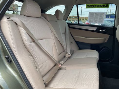 Used 2015 Subaru Outback 2.5i Premium w/ Popular Package #2 AWD/4WD image 32