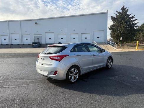 Used 2014 Hyundai Elantra GT w/ Option Group 03 image 4