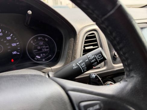 Used 2022 Honda HR-V Sport image 23