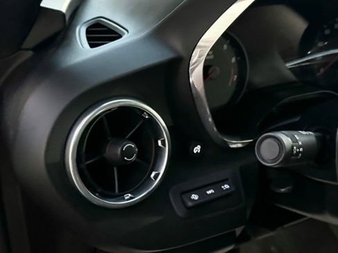 Used 2017 Chevrolet Camaro SS RWD image 12