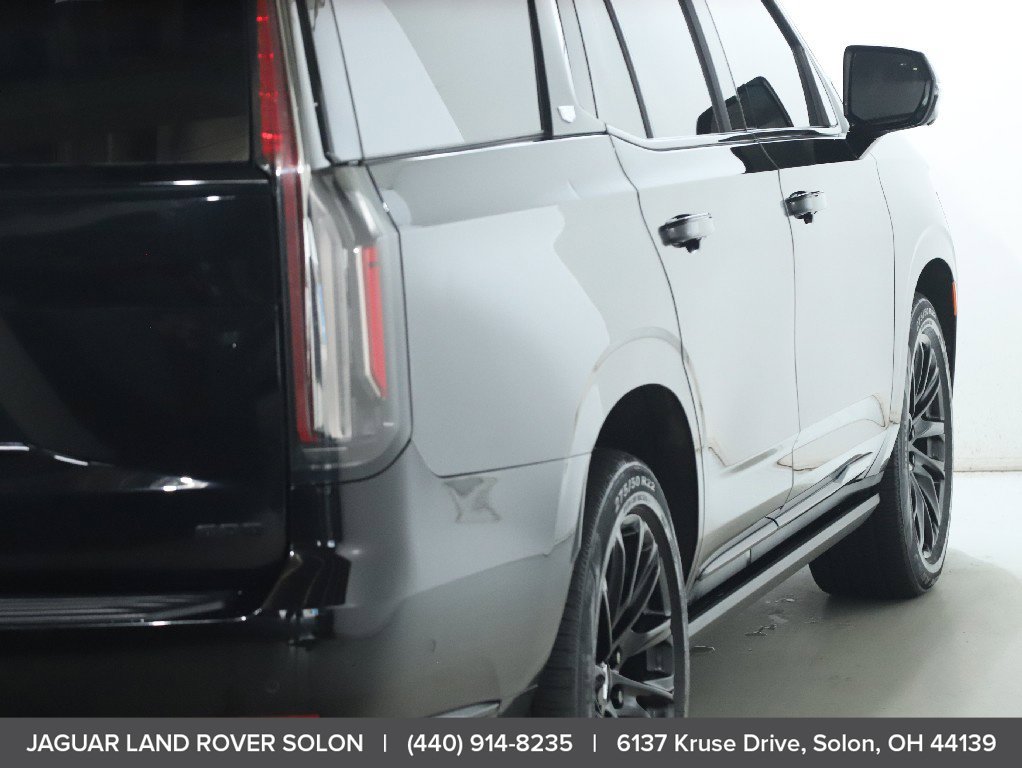 Used 2022 Cadillac Escalade Sport Platinum w/ LPO, ONYX Package AWD/4WD image 8