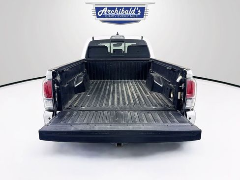 Used 2023 Toyota Tacoma Limited AWD/4WD image 27