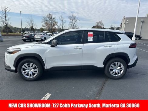 New 2026 Toyota Corolla Cross L image 2