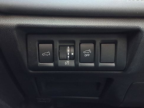 Used 2024 Subaru Outback Limited AWD/4WD image 15