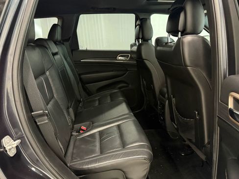 Used 2015 Jeep Grand Cherokee Limited AWD/4WD image 23
