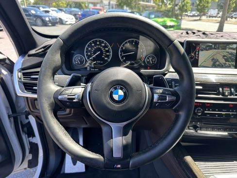 Used 2016 BMW X5 xDrive50i AWD/4WD image 14