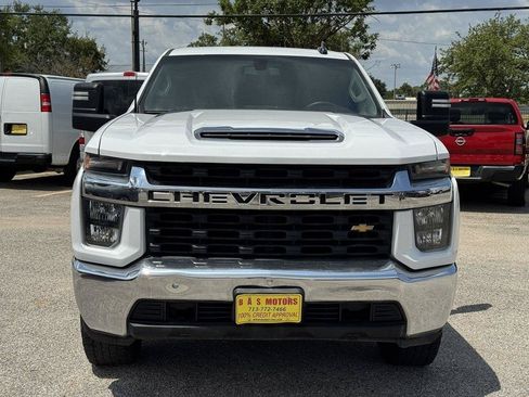 Used 2021 Chevrolet Silverado 2500 LT AWD/4WD image 2