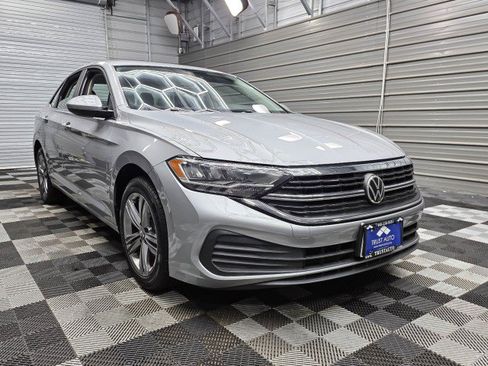 Used 2022 Volkswagen Jetta SE FWD image 5