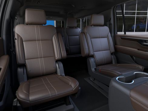 New 2026 Chevrolet Suburban High Country RWD image 18