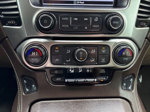 Used 2020 Chevrolet Tahoe Premier AWD/4WD image 16
