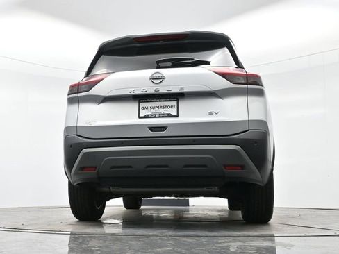 Used 2023 Nissan Rogue SV image 28