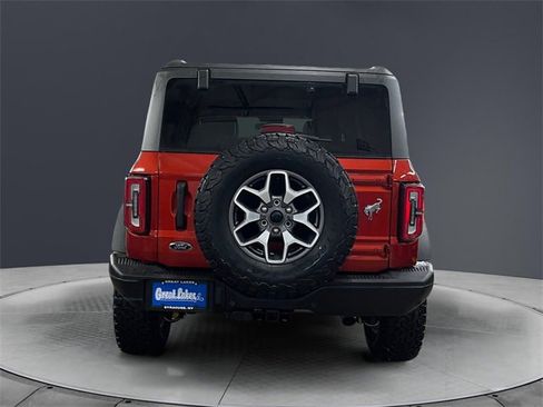 Used 2023 Ford Bronco Badlands image 4