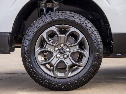 Used 2024 Ford Maverick XLT w/ Equipment Group 300A Standard image 9