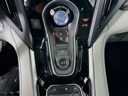 Used 2019 Acura RDX FWD w/ Advance Package image 25