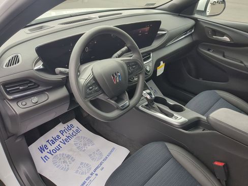 New 2026 Buick Envista Preferred w/ Advanced Safety Package FWD image 9