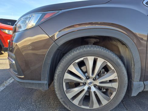 Used 2019 Subaru Ascent Limited w/ Popular Package #3 image 15