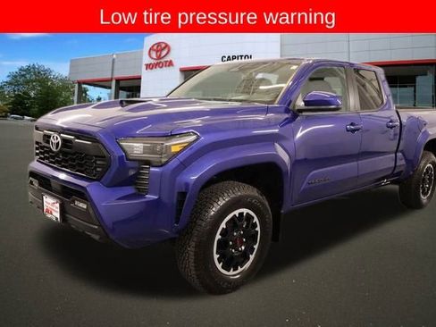 Used 2024 Toyota Tacoma TRD Sport image 5