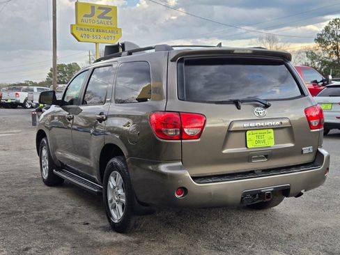Used 2013 Toyota Sequoia SR5 image 4