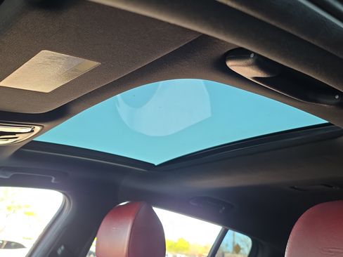 Used 2020 Kia Stinger GT1 image 13