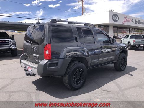 Used 2013 Nissan Xterra PRO-4X image 7