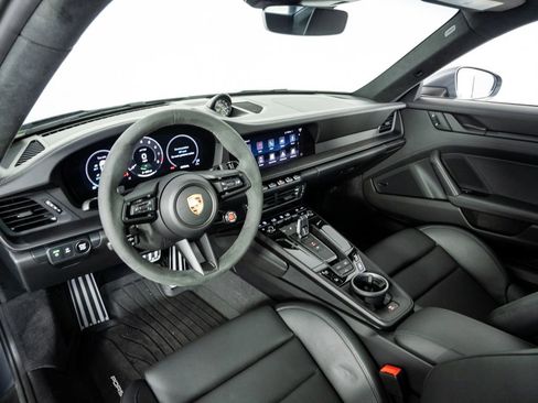 Certified 2026 Porsche 911 Carrera GTS RWD image 4