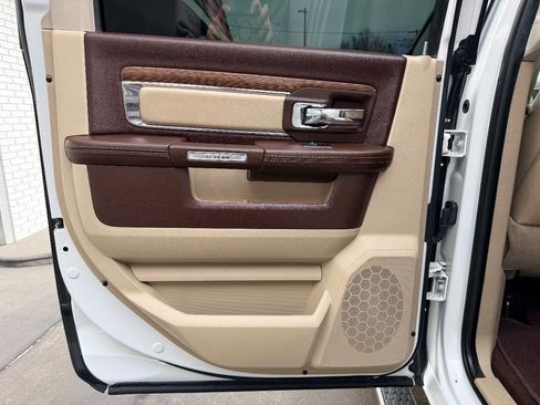 Used 2018 RAM 2500 Laramie w/ Convenience Group image 33