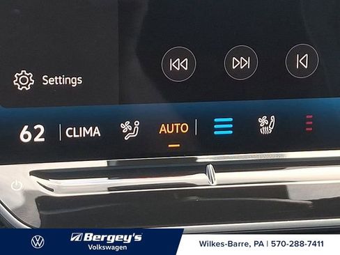 New 2026 Volkswagen Tiguan SEL R-Line AWD/4WD image 20