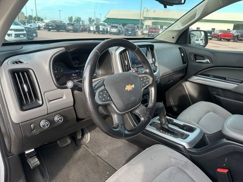 Used 2020 Chevrolet Colorado LT w/ Safety Package AWD/4WD image 13