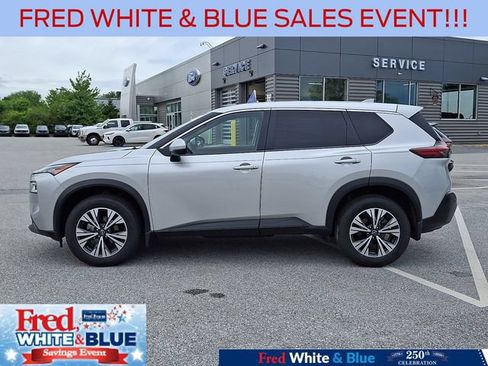 Used 2023 Nissan Rogue SV AWD/4WD image 6