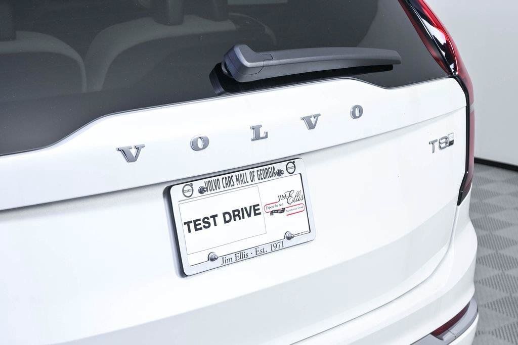 New 2026 Volvo XC90 T8 Core w/ Protection Package AWD/4WD image 36