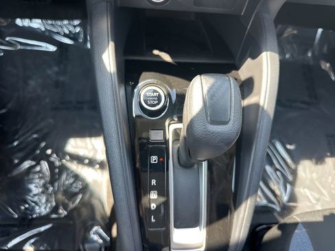Used 2025 Nissan Versa SV image 19
