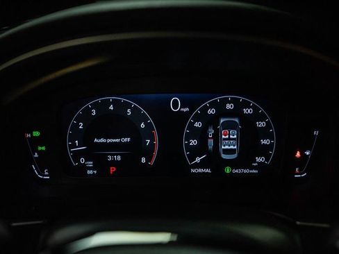 Used 2023 Honda Civic Touring image 17
