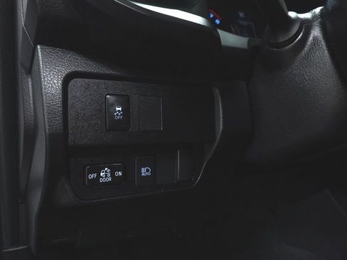 Certified 2023 Toyota Tacoma SR image 20