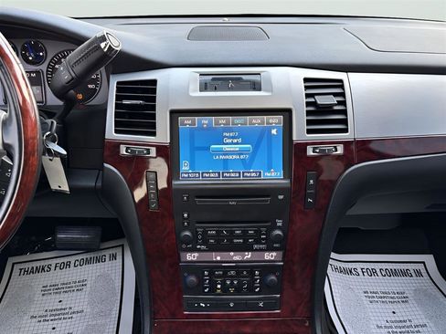 Used 2008 Cadillac Escalade AWD image 21