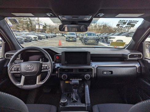 Used 2025 Toyota 4Runner TRD Off-Road AWD/4WD image 39