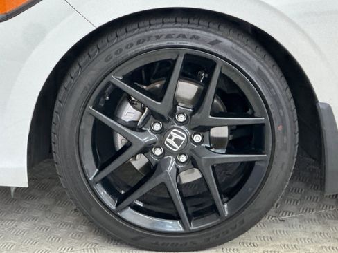 Used 2024 Honda Civic Sport image 13