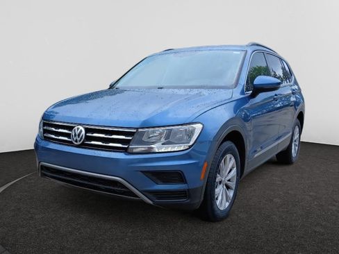 Used 2018 Volkswagen Tiguan SE w/ Panoramic Sunroof Package FWD image 1