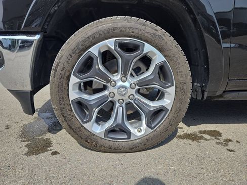 Used 2019 RAM 1500 Limited AWD/4WD image 10
