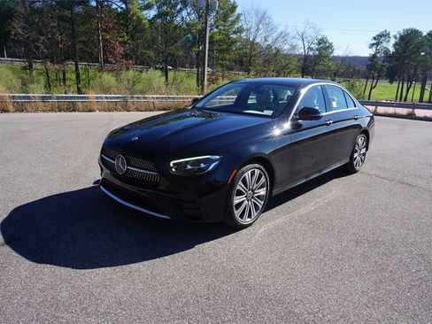 Used 2022 Mercedes-Benz E 350 Sedan image 23