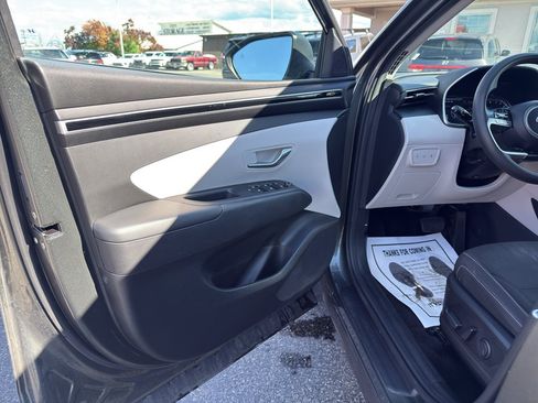 Certified 2023 Hyundai Tucson SEL FWD image 13