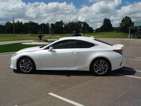 Used 2019 Lexus RC 300 RWD image 8