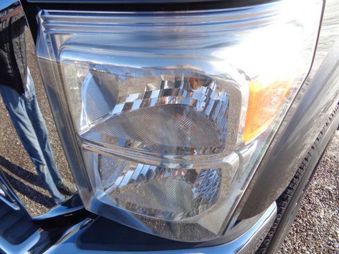 Used 2013 Ford F250 XLT w/ Chrome Pkg image 34