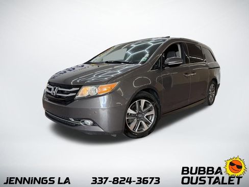 Used 2016 Honda Odyssey Touring image 1