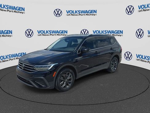 Used 2022 Volkswagen Tiguan SE FWD image 4