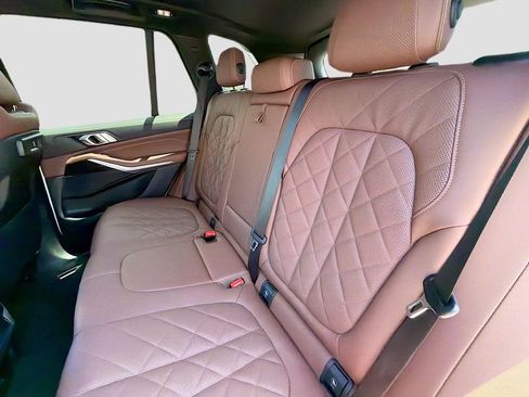 Used 2023 BMW X5 sDrive40i w/ M Sport Package RWD image 21