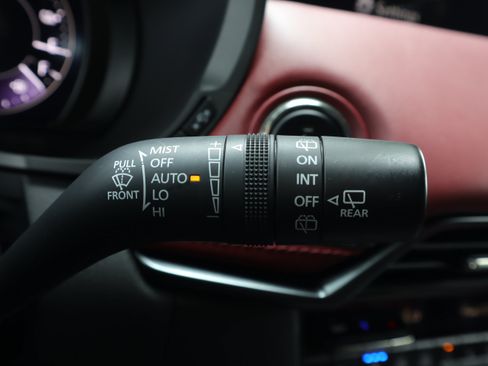 Certified 2025 MAZDA CX-70 Plug-In Hybrid w/ Premium Plus AWD/4WD image 22